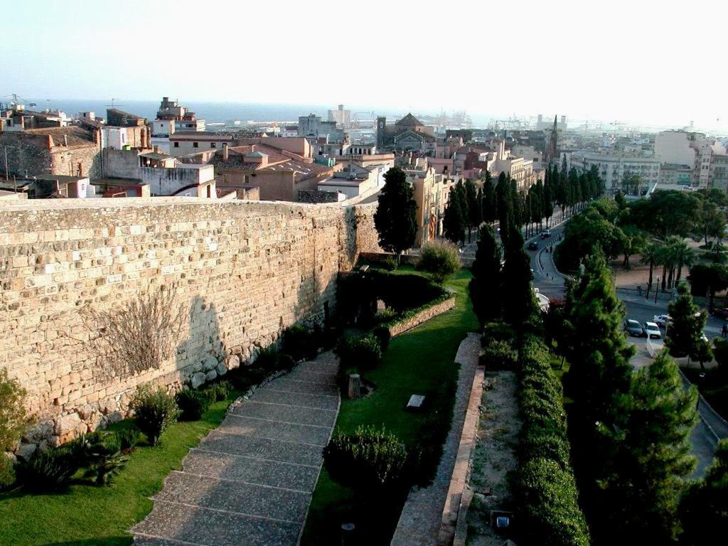 Vive Tarragona Apartment ภายนอก รูปภาพ